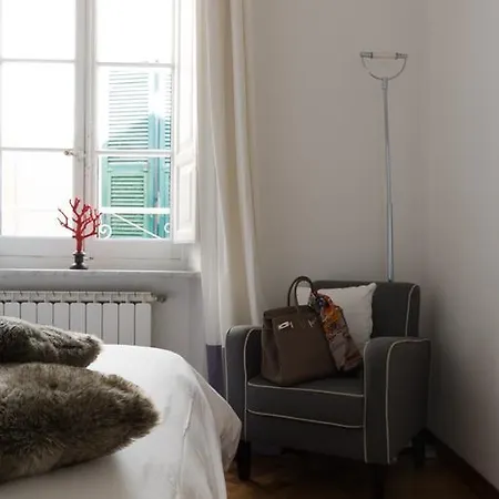 威雅查多豪华公寓